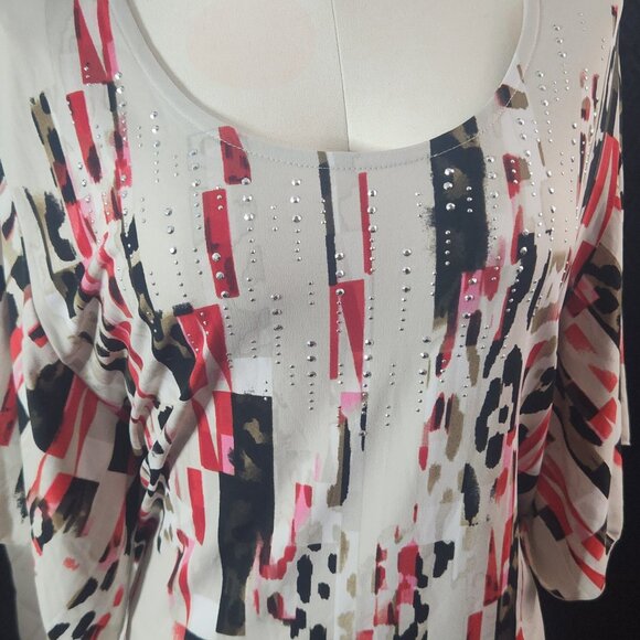 JM Collection Abstract Top - Picture 2 of 8